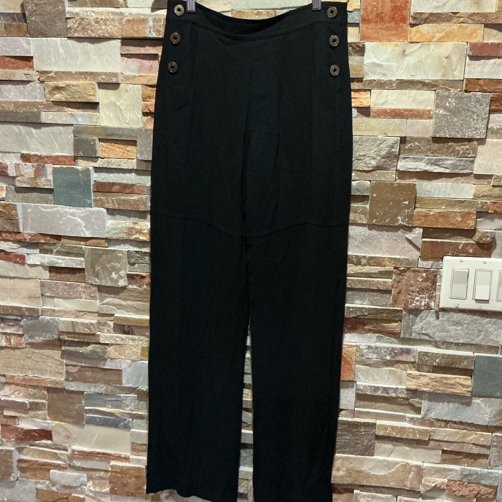 Chloe Black Piece with Gold Detail